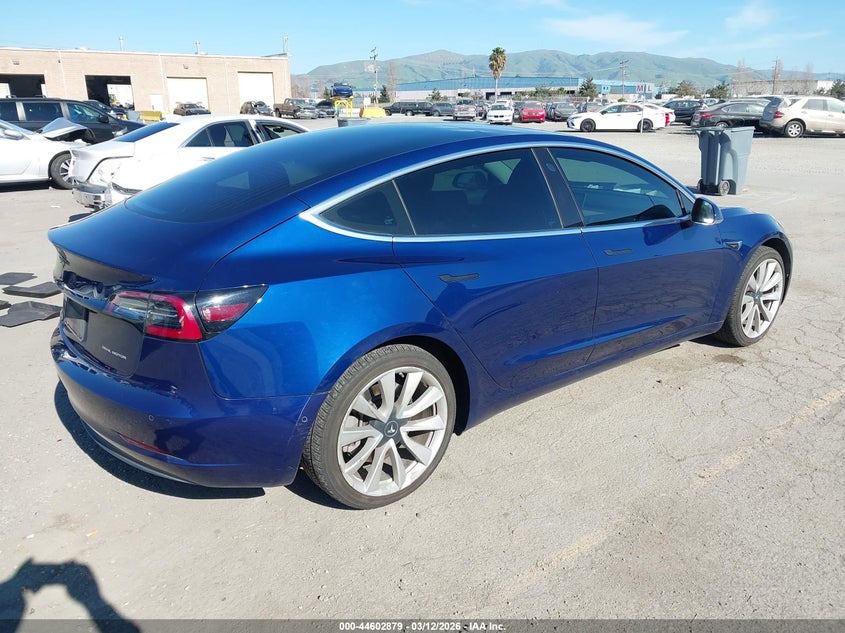 2019 Tesla Model 3 Long Range/Performance