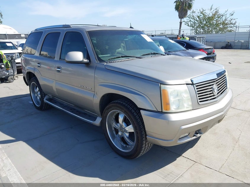2003 Cadillac Escalade Standard