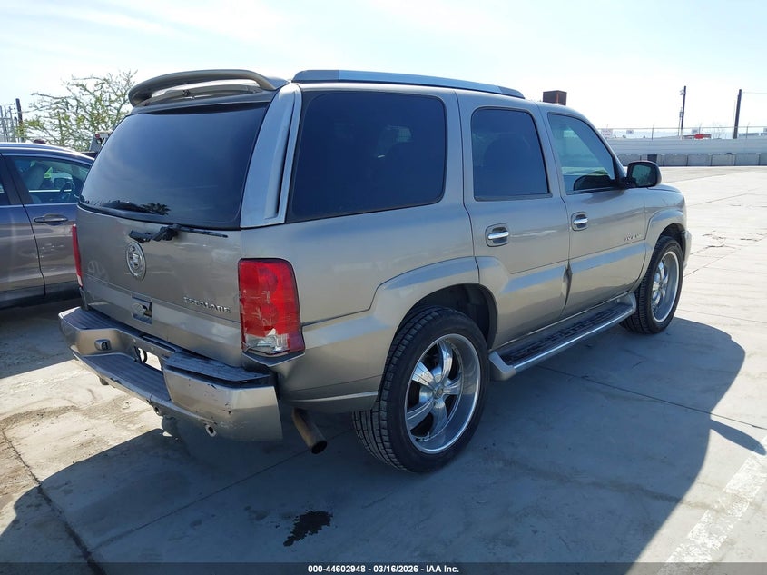 2003 Cadillac Escalade Standard