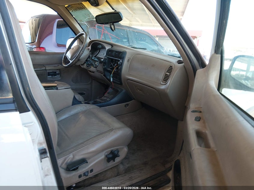 2000 Ford Explorer Eddie Bauer