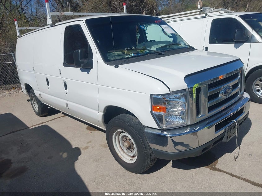 1FTNE1EW7ADA45425 FORD E-150 Photo 1