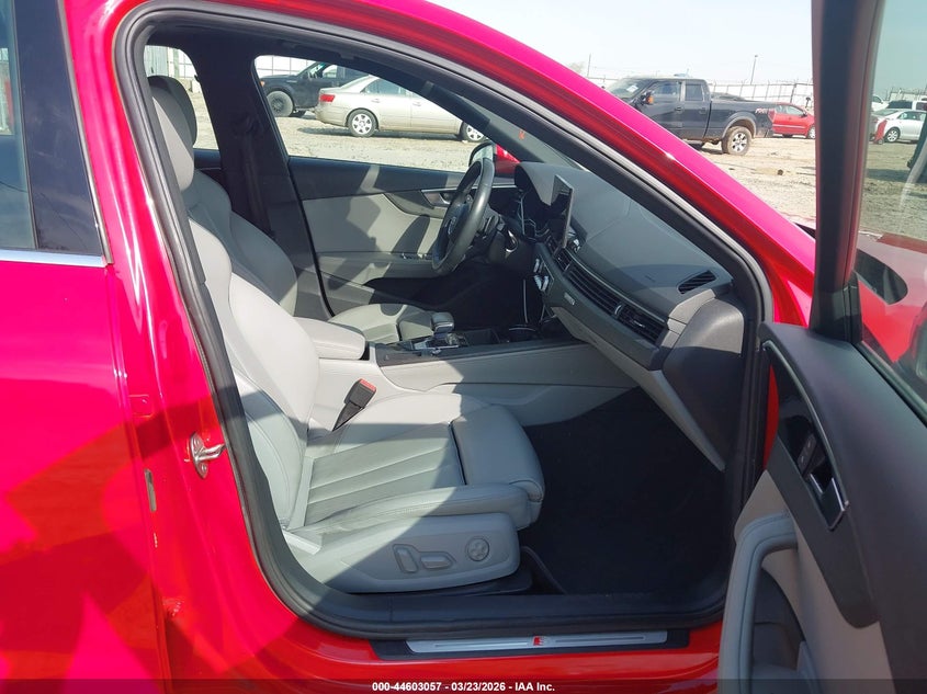 2022 Audi A4 Premium Plus 45 Tfsi S Line Quattro S Tronic