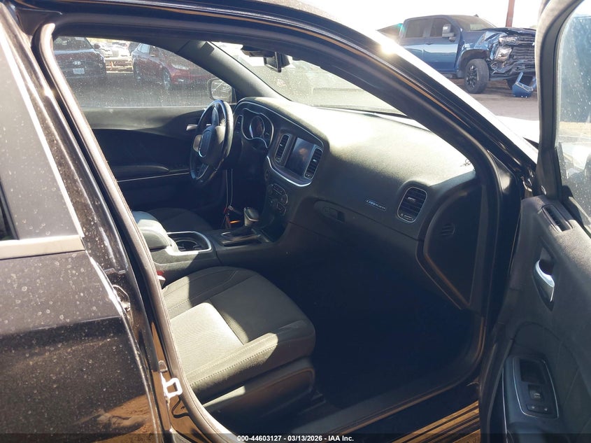 2017 Dodge Charger Sxt Rwd