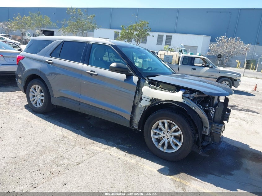 2021 Ford Explorer