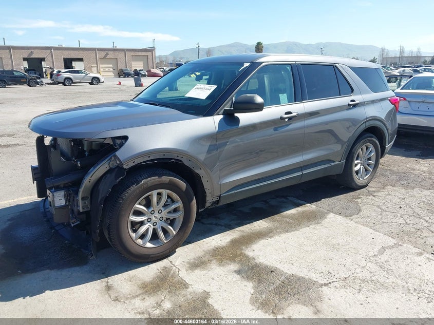 2021 Ford Explorer