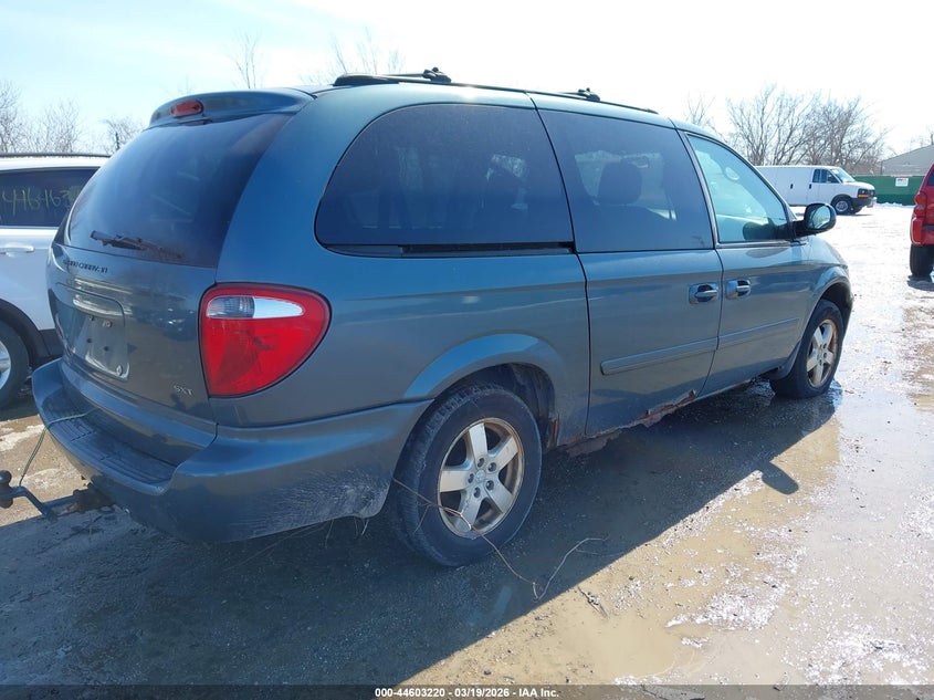 2005 Dodge Grand Caravan Sxt