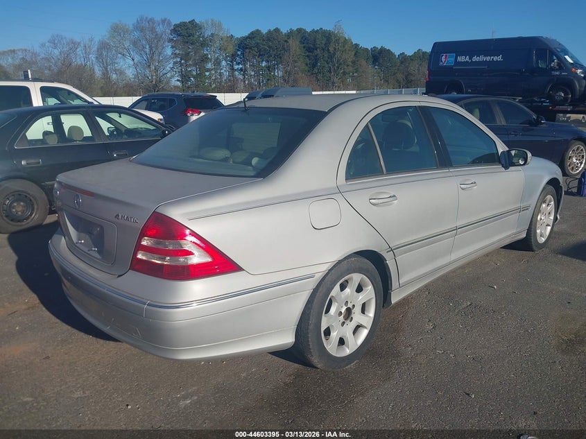 2005 Mercedes-Benz C 240 Luxury 4Matic