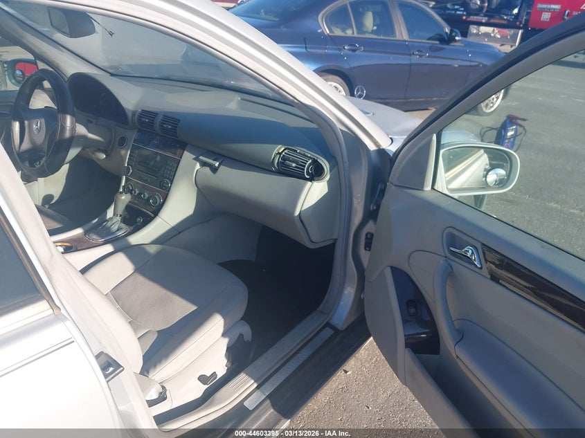 2005 Mercedes-Benz C 240 Luxury 4Matic