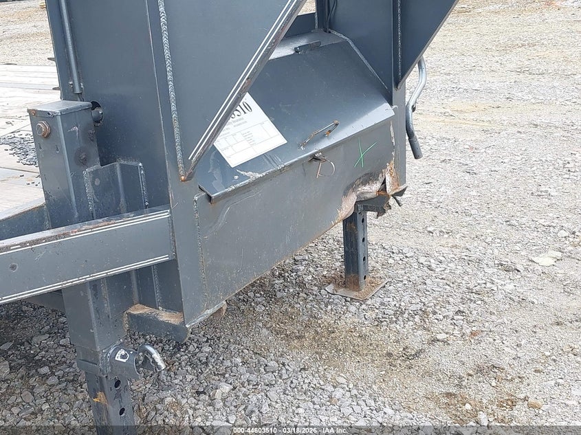 2025 DAVIDSON TRAILERS LLC 40' GOOSENECK TRAILER auction photo 6