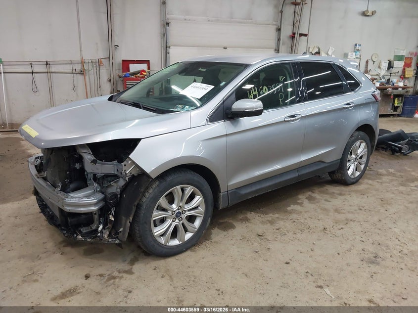2022 Ford Edge Titanium