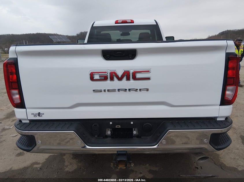 2025 Gmc SIERRA 2500Hd 4Wd Long Bed Pro white Lot 111044603655 Vin 1GT3ULE72SF206459