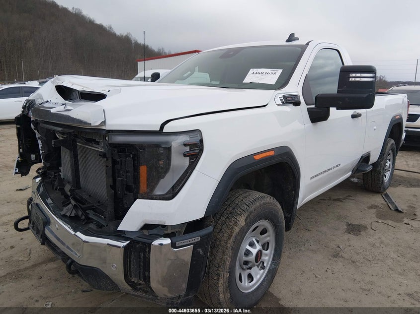 2025 Gmc SIERRA 2500Hd 4Wd Long Bed Pro white Lot 111044603655 Vin 1GT3ULE72SF206459