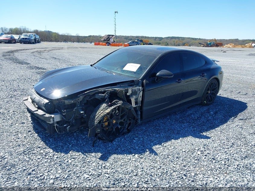 2018 Porsche Panamera 4