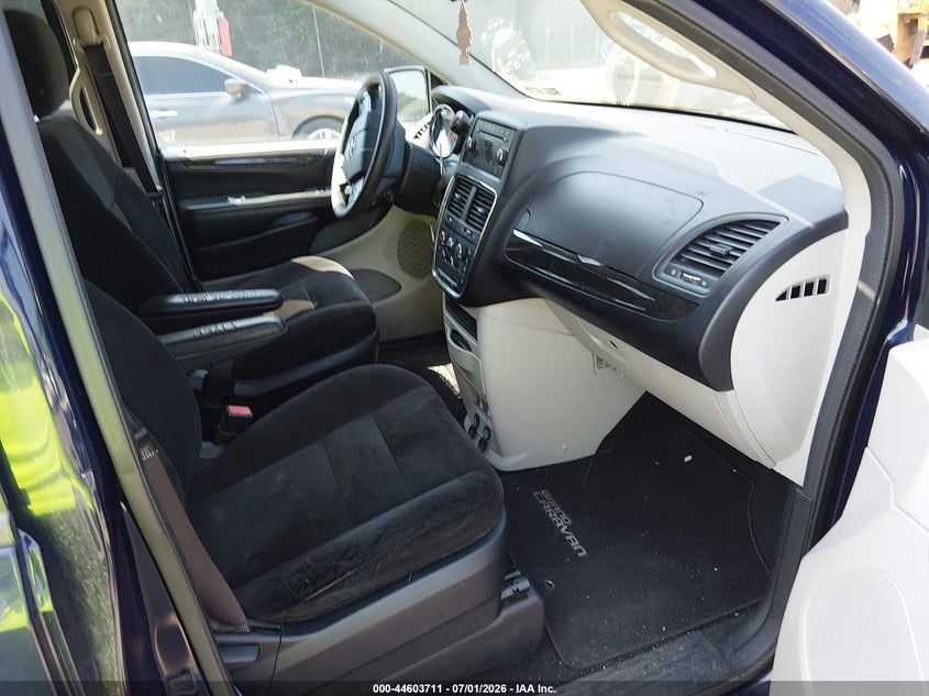 2014 DODGE GRAND CARAVAN auction photo 5