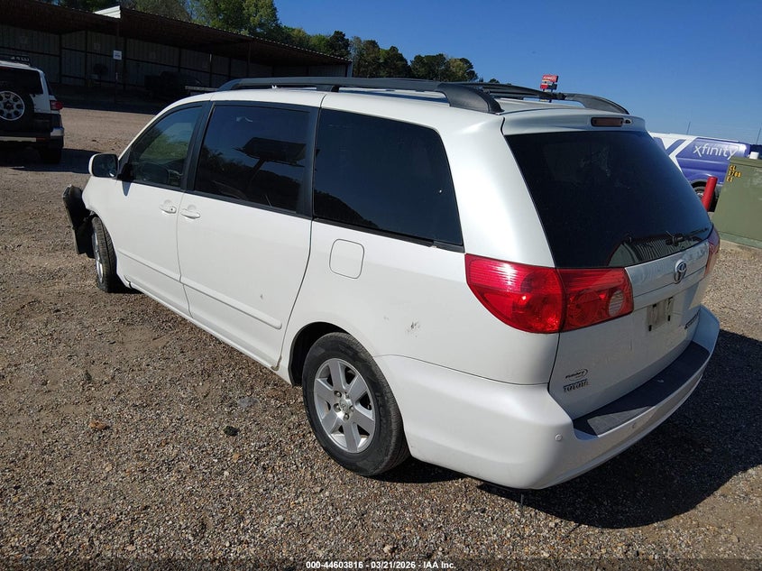 2009 Toyota Sienna Xle