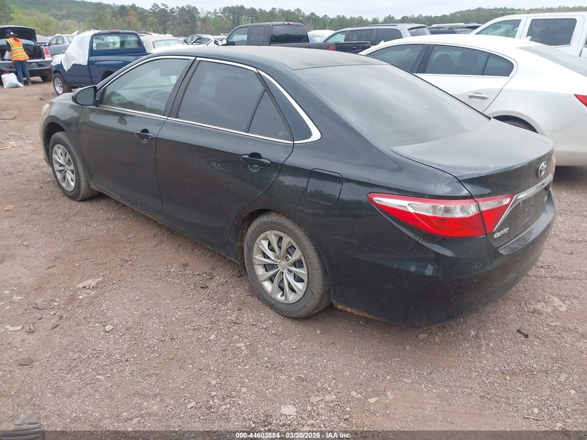 2015 Toyota Camry Le