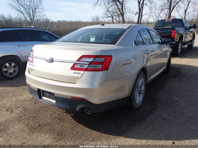 2018 Ford Taurus Sel