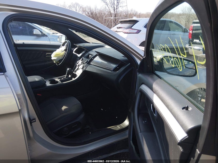 2018 Ford Taurus Sel