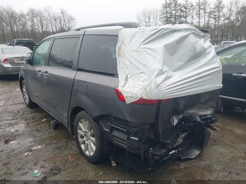 2015 Toyota Sienna Xle 7 Passenger