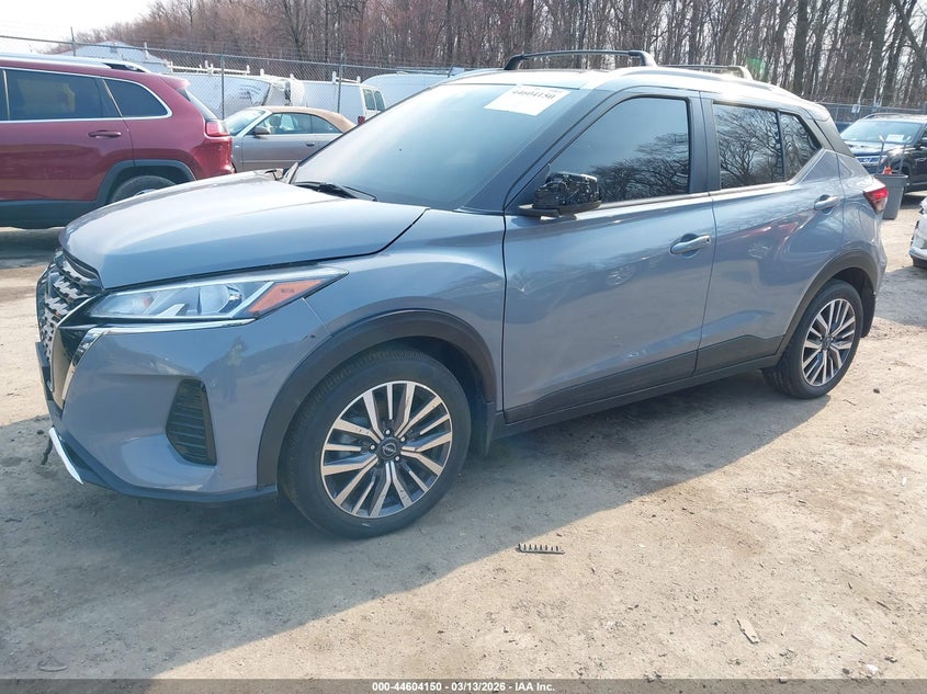 2024 Nissan Kicks Sv Xtronic Cvt