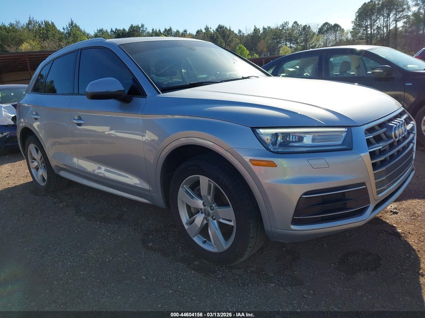 2018 Audi Q5 2.0T Premium/2.0T Tech Premium