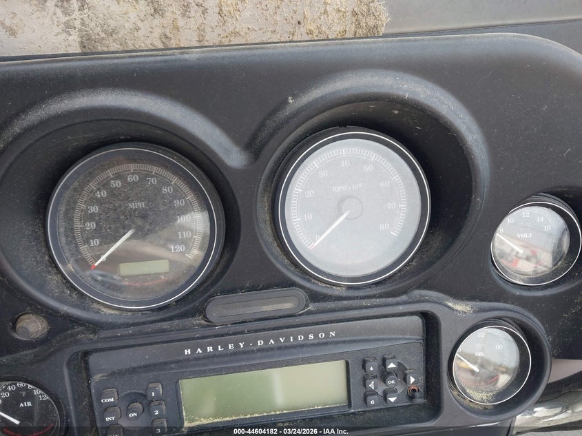 2012 Harley-Davidson Flhtcu Ultra Classic Electra Gld VIN: 1HD1FCM12CB644064 Lot: 44604182