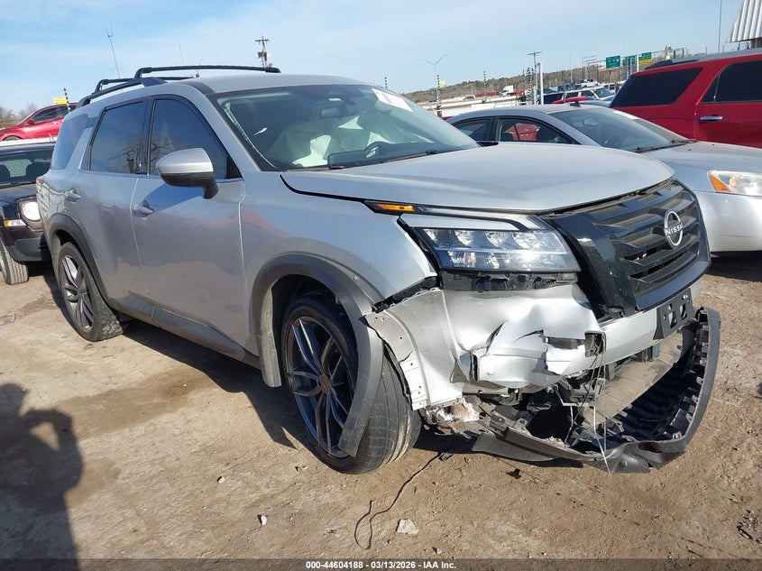 2022 Nissan Pathfinder Sv 2Wd