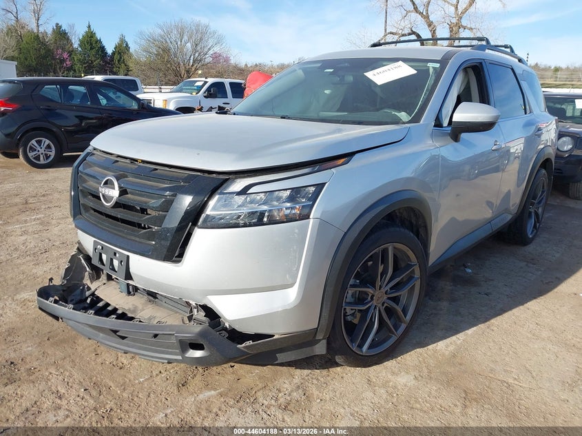 2022 Nissan Pathfinder Sv 2Wd