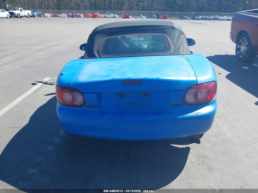 2004 Mazda Mx-5 Miata Cloth VIN: JM1NB353240403021 Lot: 44604313