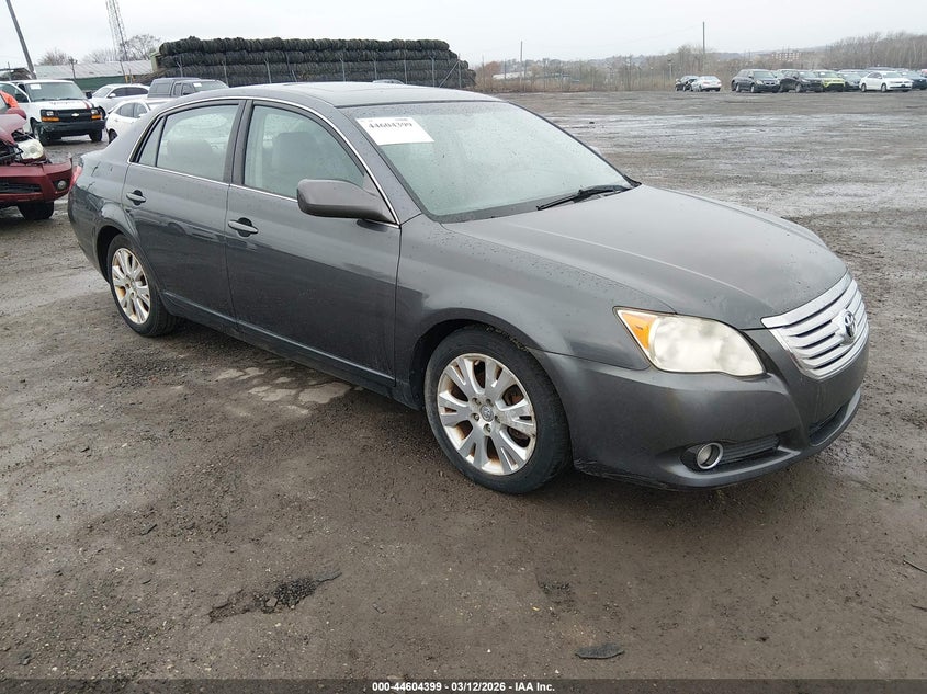 2010 Toyota Avalon Xls