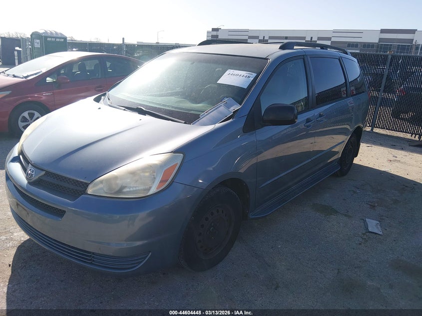 2004 Toyota Sienna Le