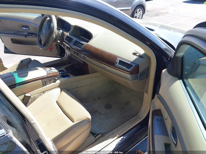 2004 BMW 745Li