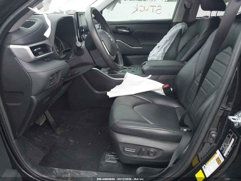 2022 Toyota Highlander Xle