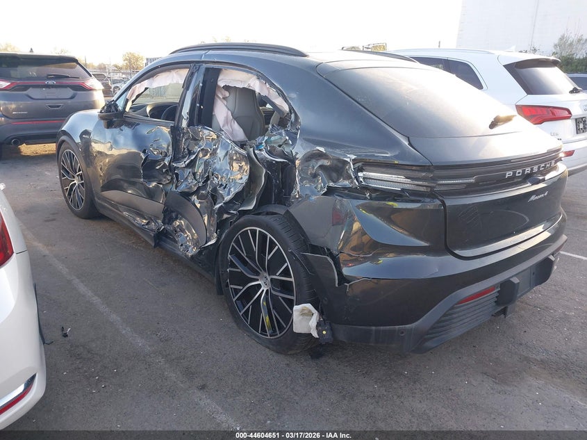 2024 Porsche Macan Electric 4