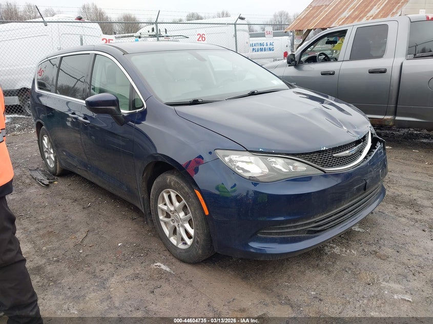 2017 Chrysler Pacifica Touring