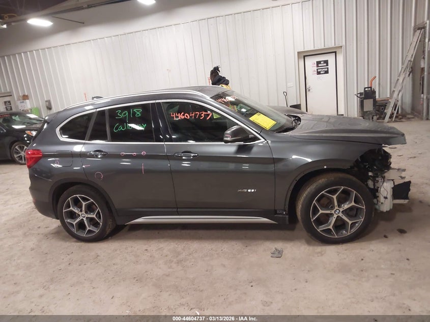 BMW X1 - zdjęcie 13