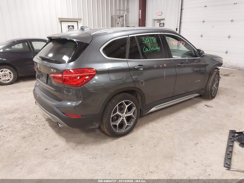 BMW X1 - zdjęcie 4