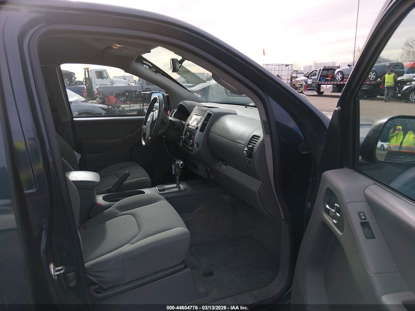 2017 Nissan Frontier Sv