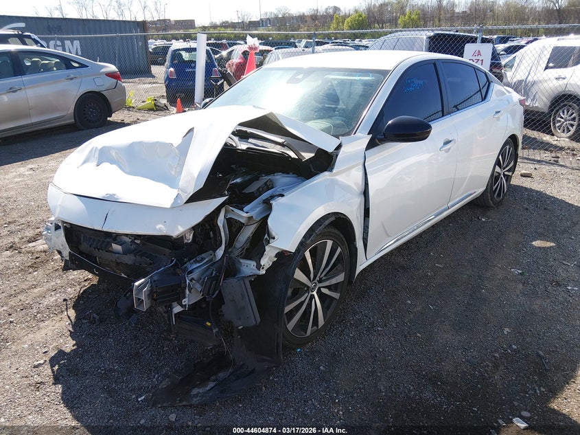 2020 Nissan Altima Sr Fwd