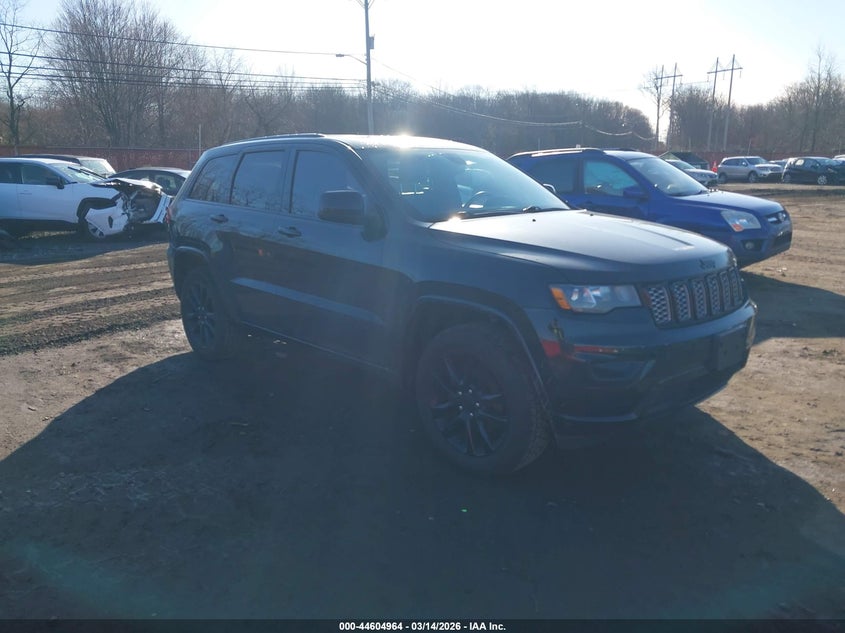 1C4RJFAG2JC123673 JEEP GRAND CHEROKEE Photo 1