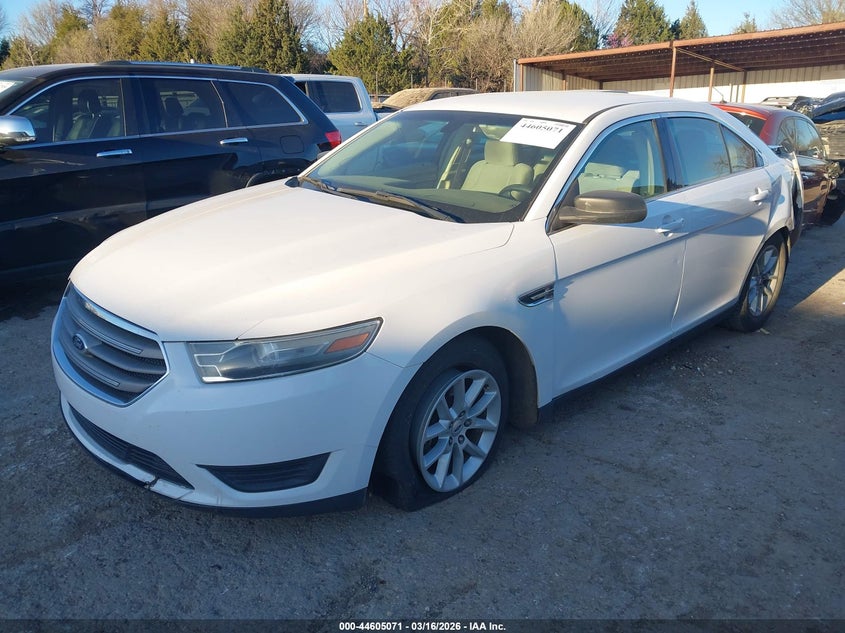 2013 Ford Taurus Se