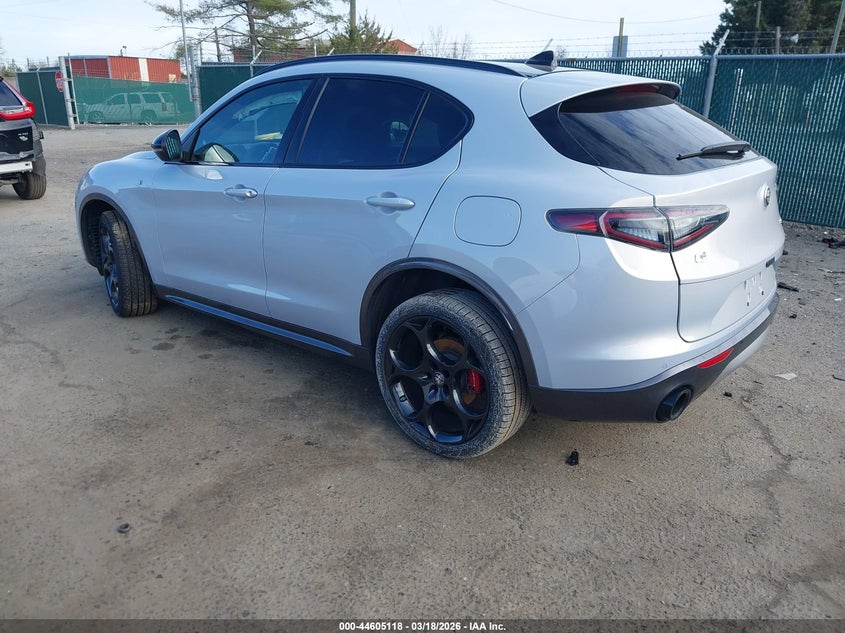 2024 Alfa Romeo Stelvio Ti Awd