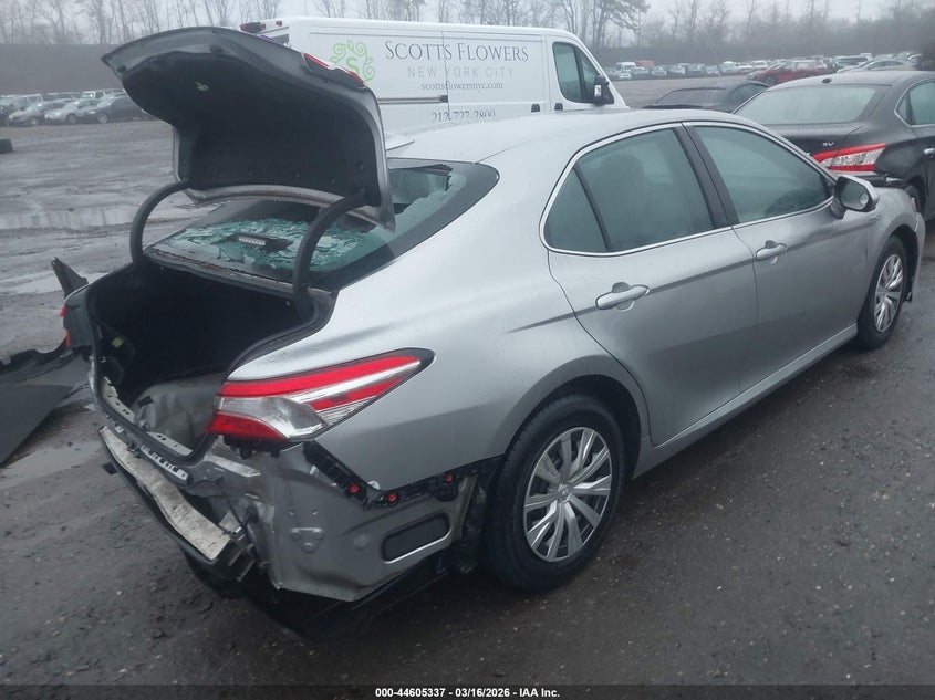 2019 Toyota Camry Hybrid Le