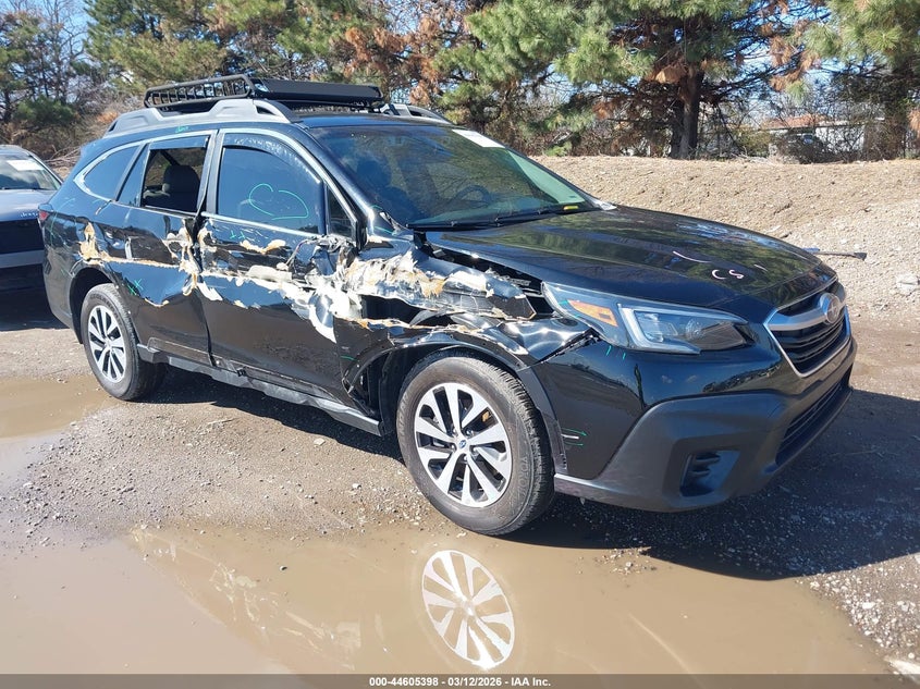 2022 Subaru Outback Premium