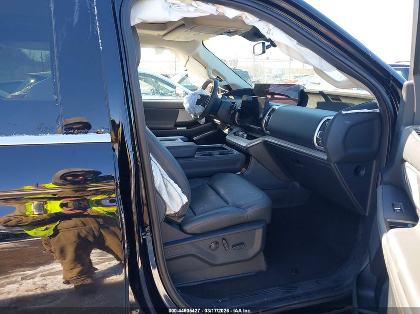 2025 Ford Expedition Active Max