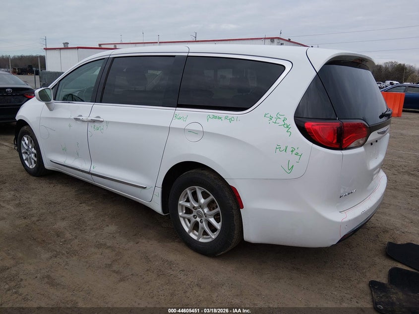 2020 Chrysler Pacifica Touring L