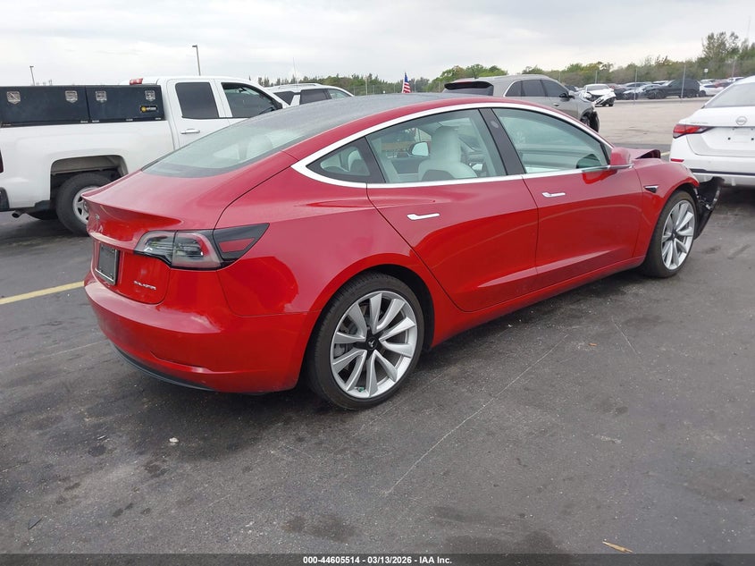 2019 Tesla Model 3 Long Range/Performance