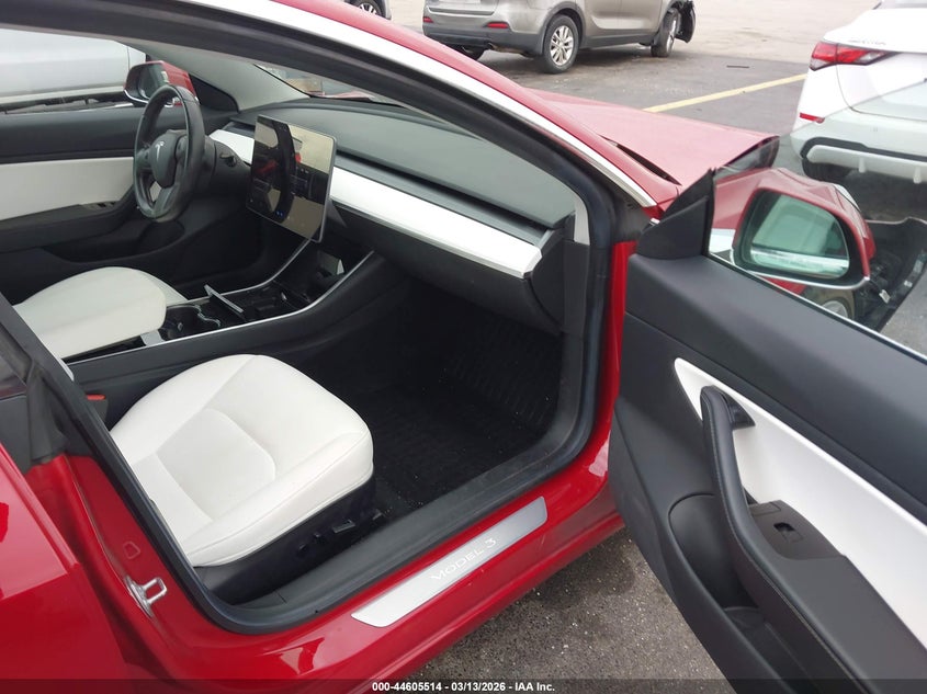 2019 Tesla Model 3 Long Range/Performance