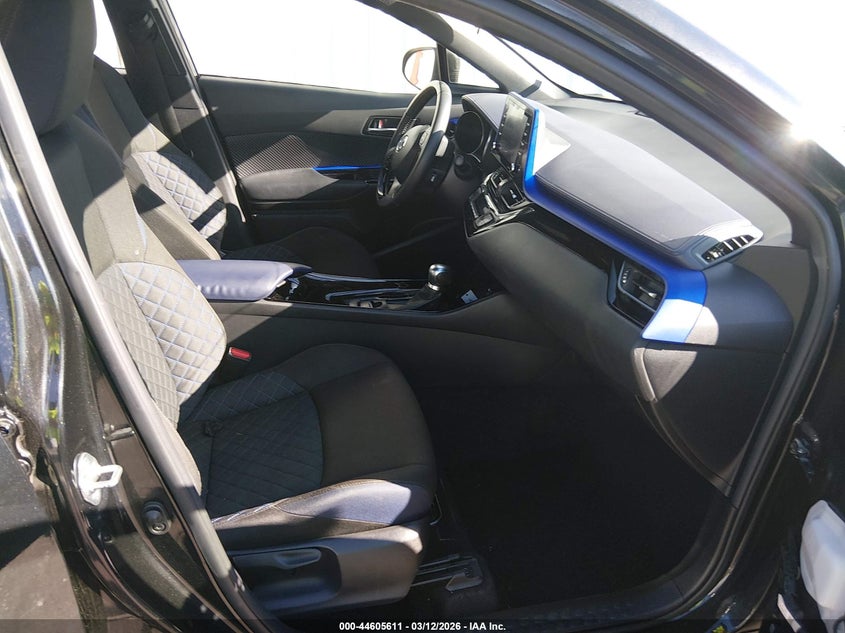 2021 Toyota C-Hr Xle