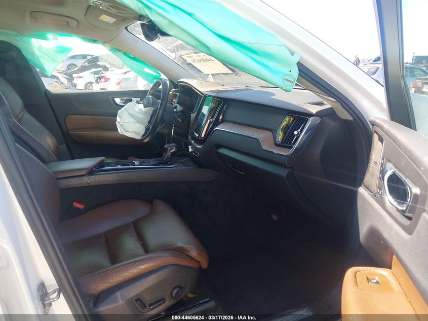 2019 Volvo Xc60 T5 Momentum